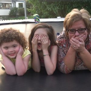 Meet your Posher, Debbie